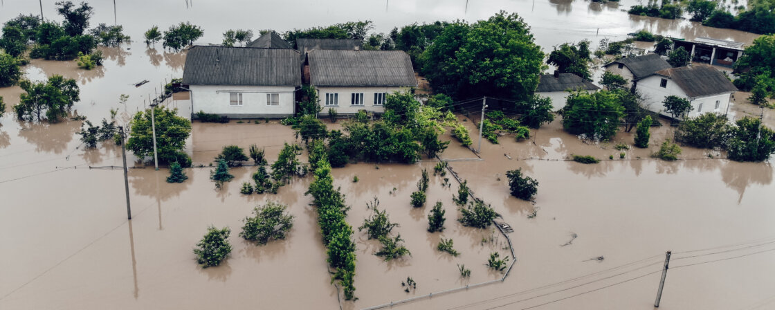 zaplavené domy, vesnice, pojistná smlouva