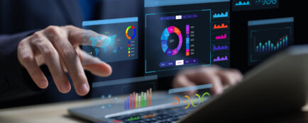 práce budoucnosti, počítač, data, statistiky