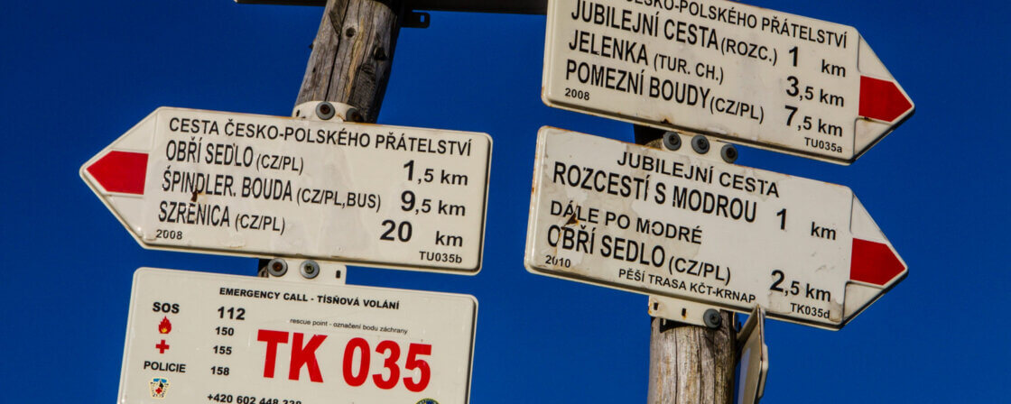 snežka, cedule