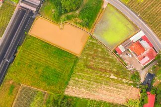 Prodej pozemku – letecký pohled na parcely